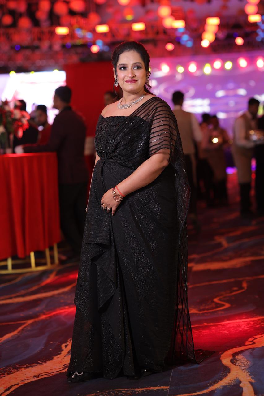 Shilpi Modi in Black Indowestern